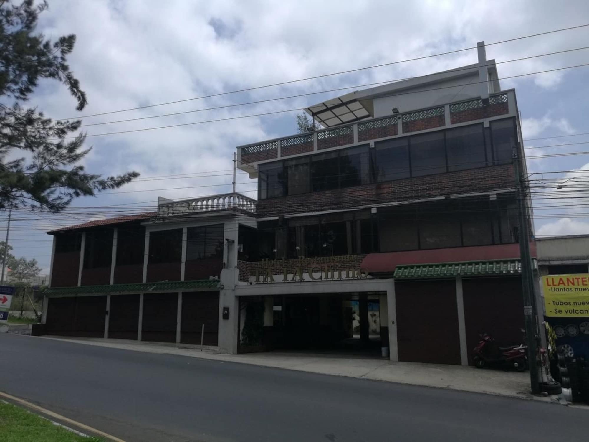 Hotel Ta Ta Chino La Brigada 外观 照片